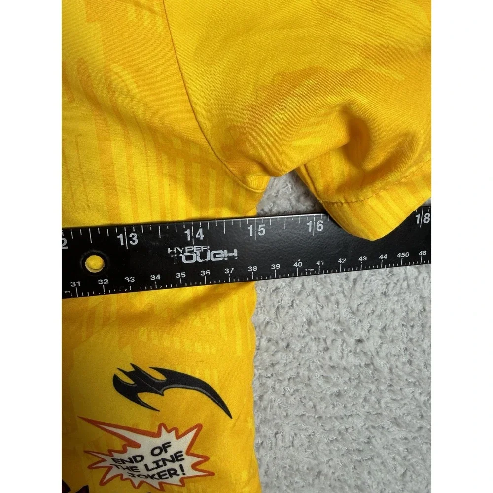 Batman Animated Series Button Up Shirt Boys Size 6 Yellow DC Comics 2005